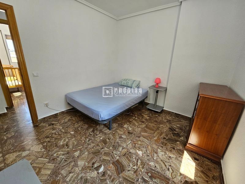 Foto b9e02d1f-3a30-46e2-a047-f833a0913ada. Piso duplex con terraza en Aldaia