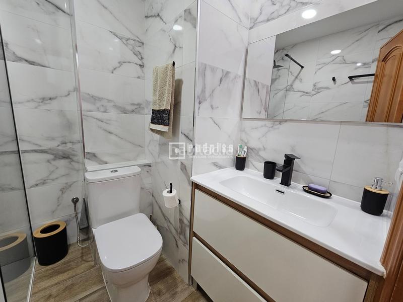 Foto d1844ee3-3d60-461b-8994-39f51d418e94. Piso duplex con terraza en Aldaia