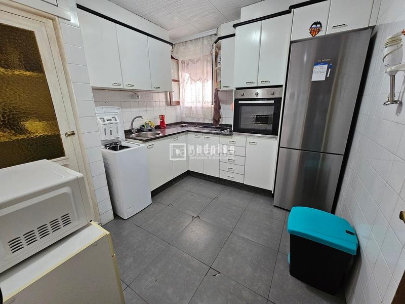 Foto ffc72269-bafa-49f3-a04c-1150c592ed8f. Piso excelente oportunidad, tu nuevo hogar en Centro Xirivella