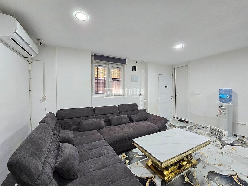 Foto 6b852560-95c3-4677-b21c-d258996d0376. Local comercial a Avenida de la Paz Xirivella