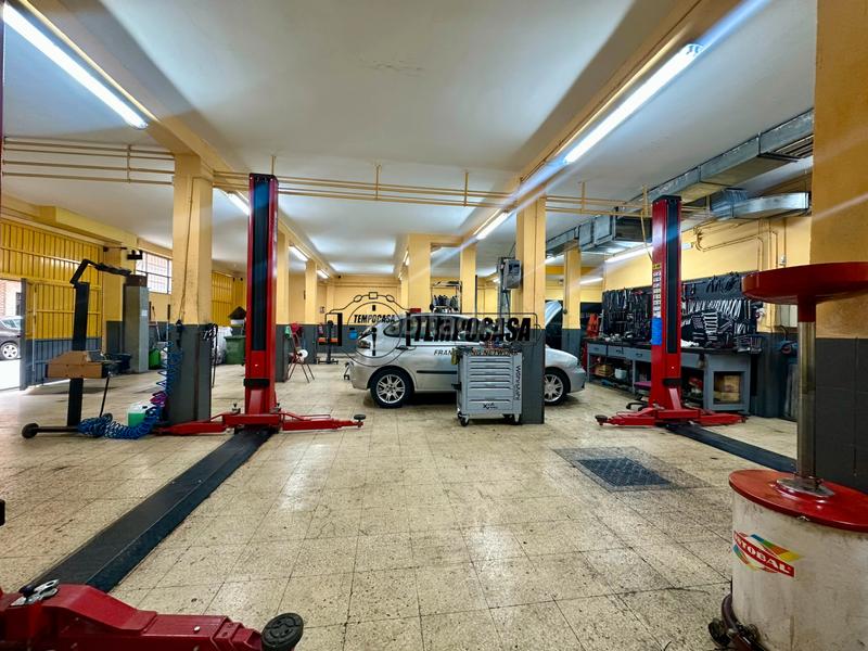 Foto df292958-b6c5-4582-88ad-ed398156d8a8. Local comercial en Puerta del Ángel Madrid