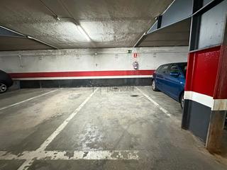 Aparcament cotxe  Calle de loeches