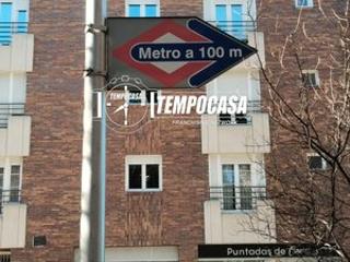 Car parking  Calle del cine