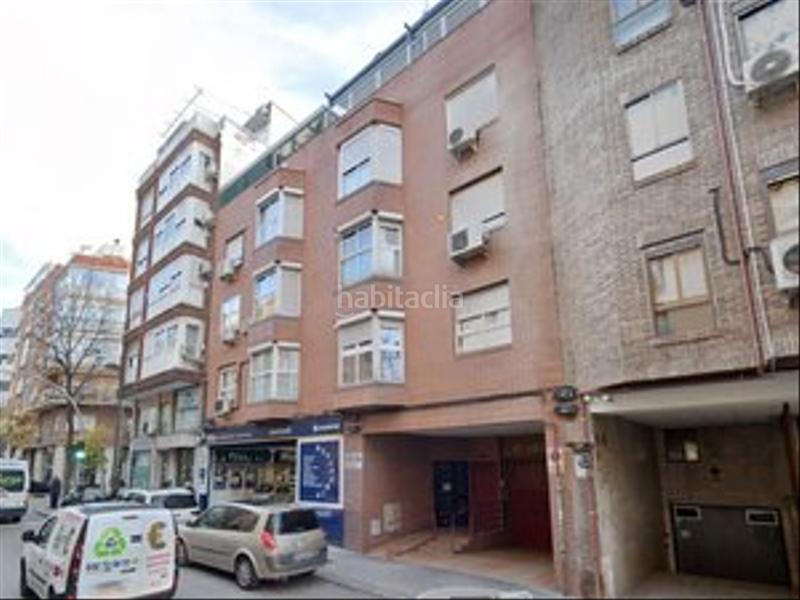 Foto a722d65b-d95b-4661-9ef1-a7401bc2170d. Parking coche en Guindalera Madrid