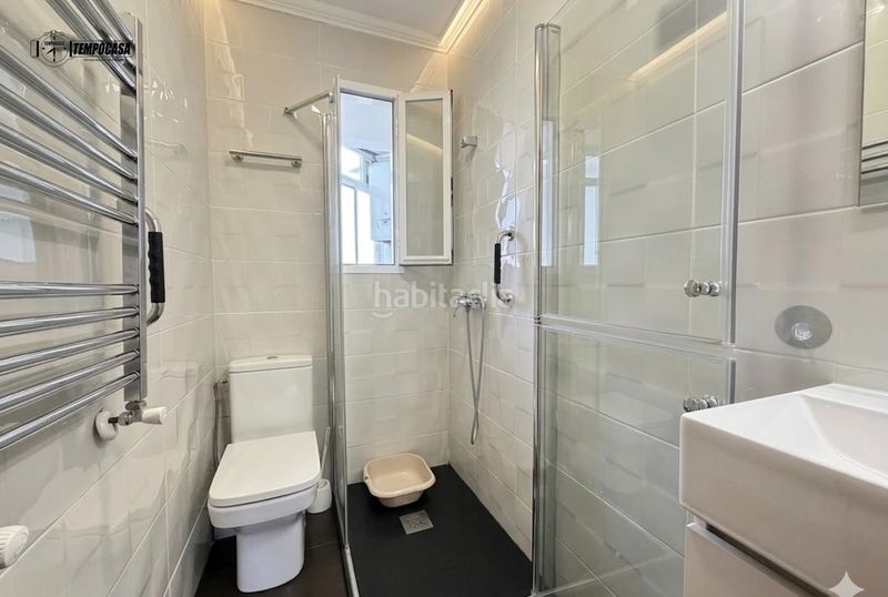 Foto df31c8bf-731c-4262-ba2d-6c2256b6a467. Piso en Puerta del Ángel Madrid