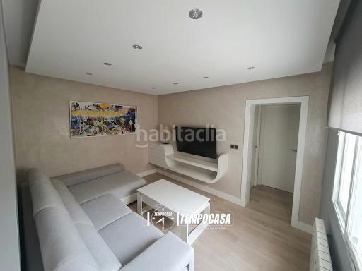 Foto f5f0fca1-efcc-4339-b645-a731496a1781. Pis a Puerta del Ángel Madrid