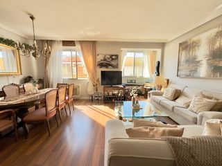 Pis  Calle de guzmán el bueno. Nuevo piso en venta en calle guzman el bueno