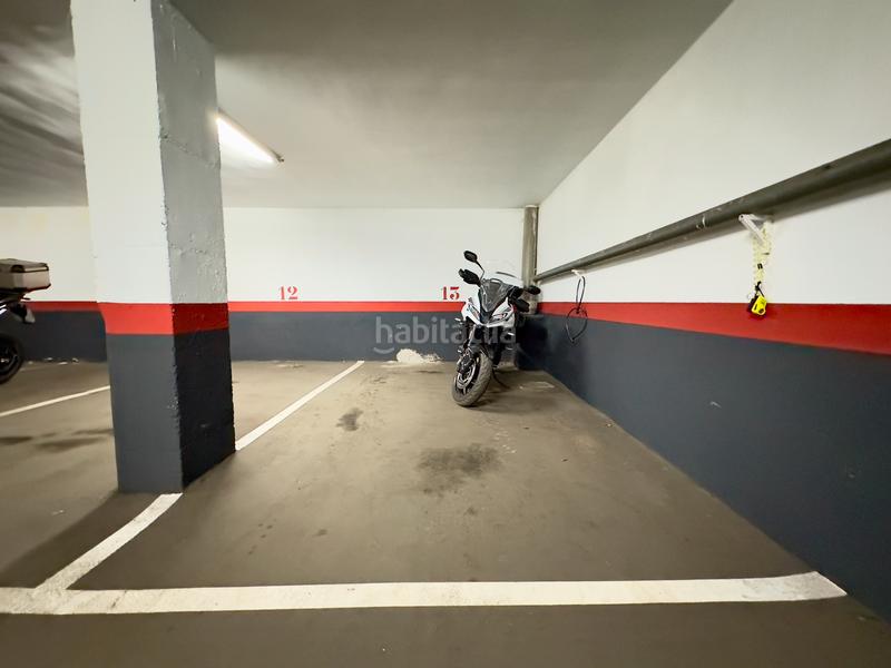 Foto d60f5022-7138-41fa-a931-64c2e9593320. Parking coche en Guindalera Madrid