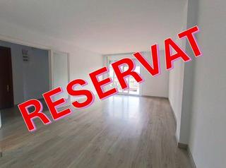 Etagenwohnung  Mercat. Piso impecable junto al mercado de molins de rei