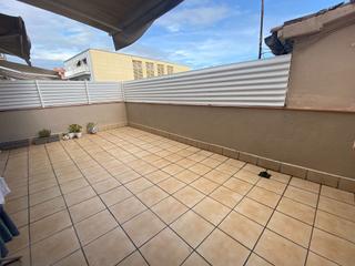 Piso en Pallejà. Planta baja con terraza a nivel de 25m2