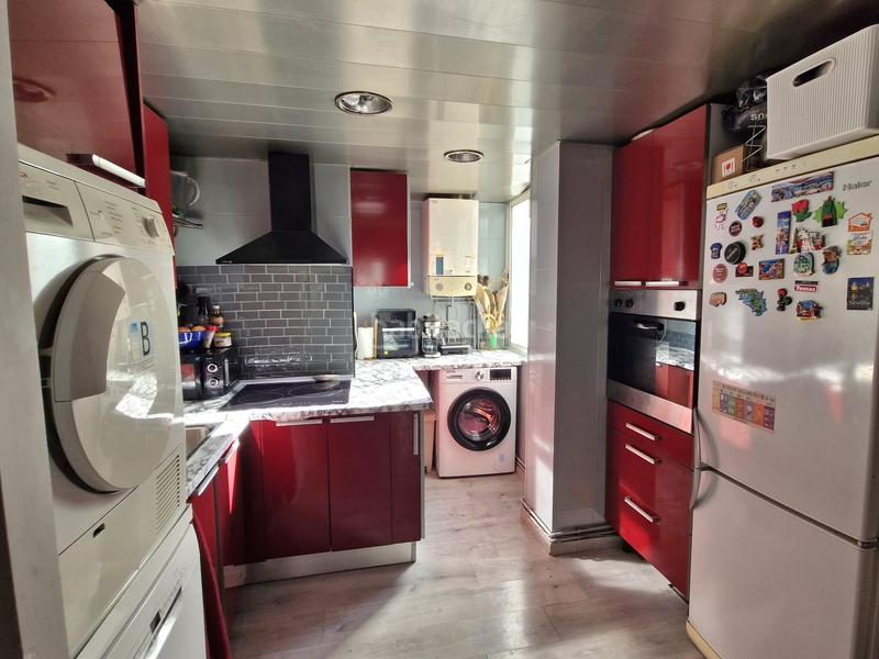 Foto 0c81239b-4aef-489c-9bf2-68fbac72fc71. Pis amb calefacció a Pallejà