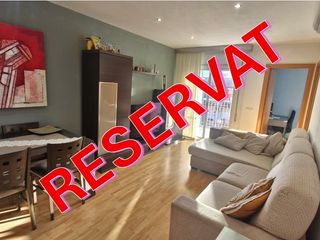 Pis a Vinyets-Molí Vell. Piso de 4 habitaciones en sant boi de llobregat.