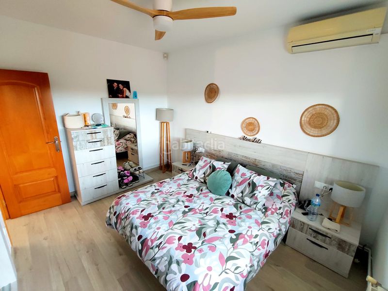 Foto 695a3546-817d-4648-aba5-7a2688427a56. Casa adossada amb calefacció aparcament a Castellbisbal