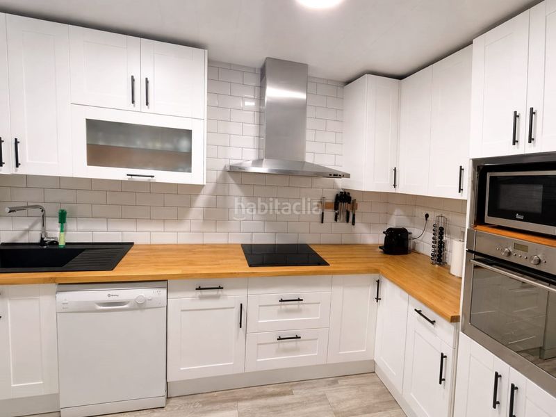 Foto a9aed112-6fc6-4cca-8509-141a79b01b4d. Casa adossada amb calefacció aparcament a Castellbisbal