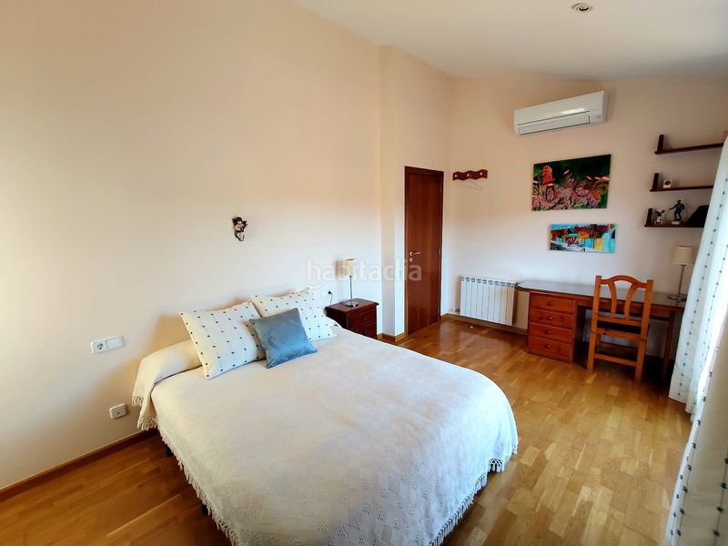 Foto 00d620ea-94ca-45a7-94a4-92f855cdd18a. Casa amb calefacció aparcament a Palma de Cervelló (La)
