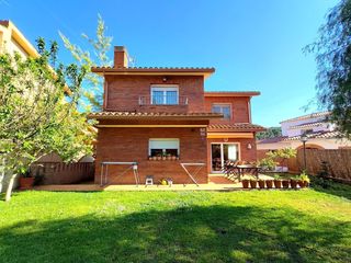 Casa a Palma de Cervelló (La). Magnífica casa a cuatro vientos en la palma de cervelló