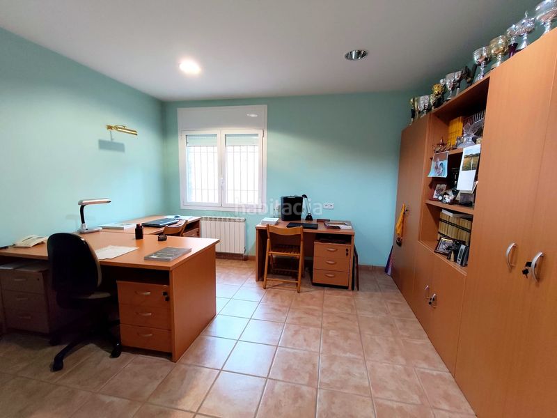 Foto ff0b3241-e4f6-4928-99f1-ca8a360d8388. Casa amb calefacció aparcament a Palma de Cervelló (La)