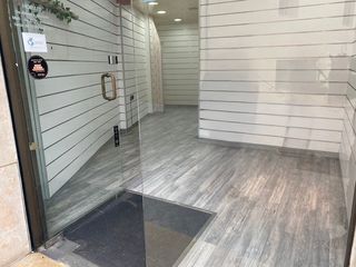 Alquiler Local Comercial  Major. Local en zona comercial de molins de rei
