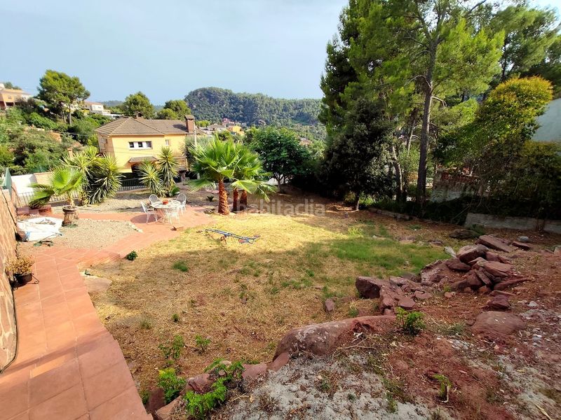 Foto b6c01dd7-e151-4db1-a032-5bc9427e2fab. Casa amb calefacció aparcament piscina a Torrelles de Llobregat