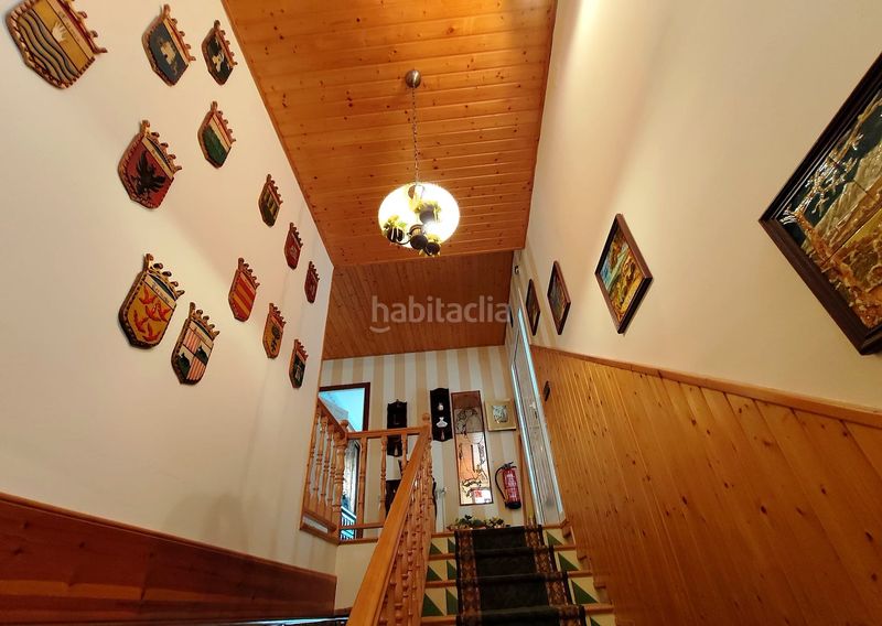 Foto ec2c2d24-5969-44aa-9ee6-e82c0b8e2141. Casa amb calefacció aparcament piscina a Torrelles de Llobregat