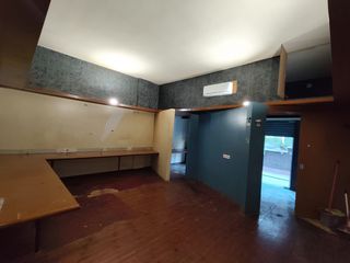 Lloguer Local Comercial a Molins de Rei. Local en alquiler en la zona de las piscinas de molins de rei