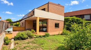 Maison à Molins de Rei. Casa de alto standing en venta en la zona de riera nova de molin