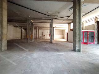 Fabrikhalle in Can Calders