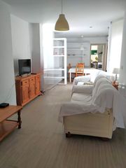 Alquiler Piso en Calle andrés baquero 9. Alquiler a estudiantes