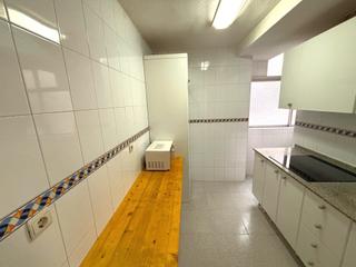 Location Appartement  Calle arquitectos francisco y jacobo florentín. Alquiler a estudiantes