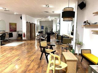 Local Comercial en Calle Ambrosio de Salazar