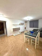 Miete Etagenwohnung in Plaza doctor josé maría aroca 2
