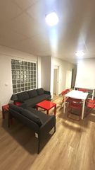 Location Appartement  Calle periodista nicolás ortega pagán. Alquiler a estudiantes