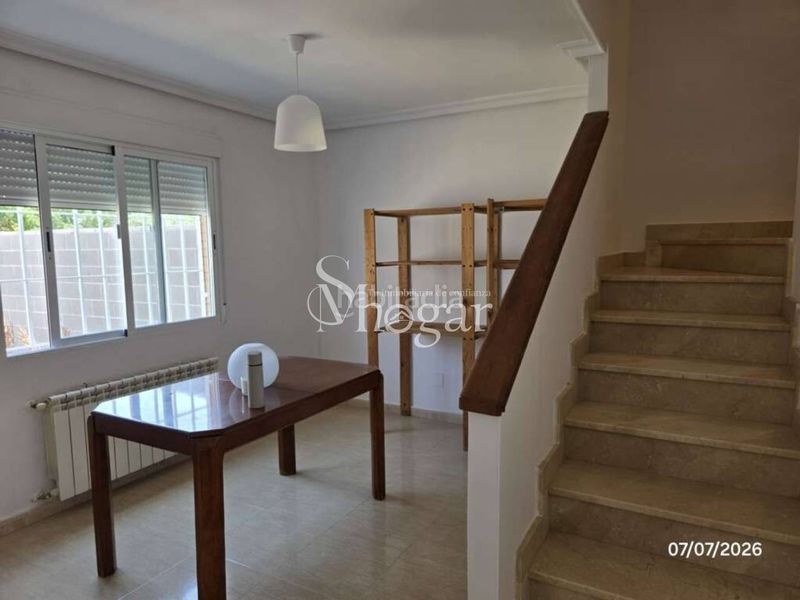 Foto be013759-3929-41d5-bb21-3ce442a08ae1. Casa adossada amb calefacció aparcament a Barcience