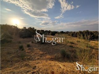 Rural plot en Los Cigarrales-La Bastida