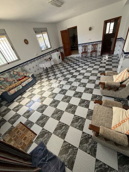 Foto 18d59141-c380-4551-8379-e496920e86e8. Casa amb aparcament a Alcalá la Real
