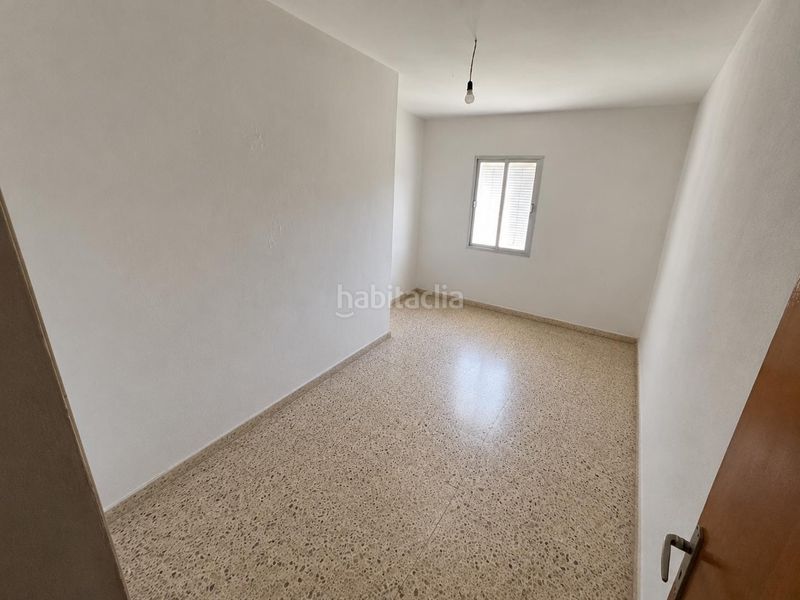 Foto 8d17f379-6bbc-4849-9804-4a7f15187209. Casa amb calefacció aparcament a Alcalá la Real