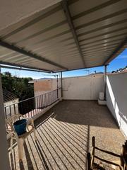 Casa  Calle fuente nueva. Casa con cochera a precio sin igual
