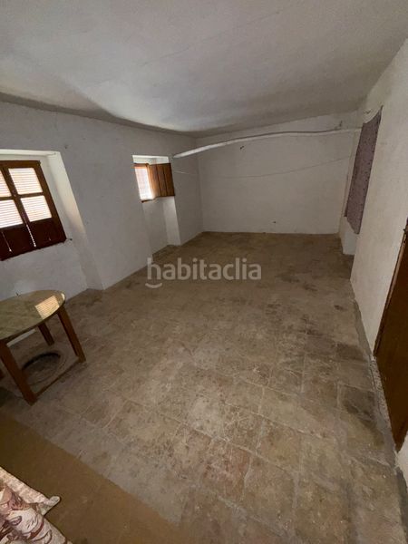 Foto bf5b8d34-9c4d-419b-91b5-bf1a27dd60ae. Casa amb aparcament a Alcalá la Real