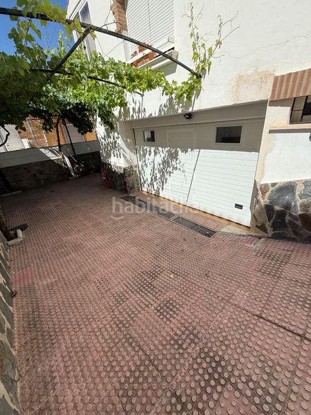 Foto e86f4507-f22d-4e59-b744-794ca4b8e7cc. Casa amb xemeneia calefacció aparcament a Alcalá la Real