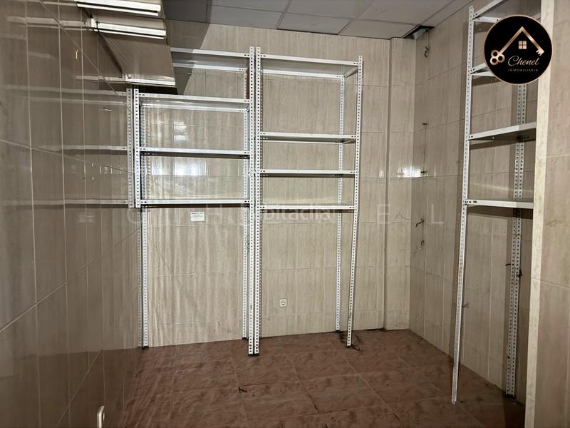 Foto 9112b3e9-1fb5-414b-ac06-1ab505f6a678. Location local commercial dans Los Villares Arganda del Rey