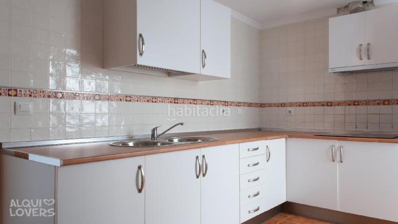 Foto 91633c22-9658-4d49-b8ff-7930695f5507. Piso en Mondejar-Junquillos Línea de la Concepción (La)