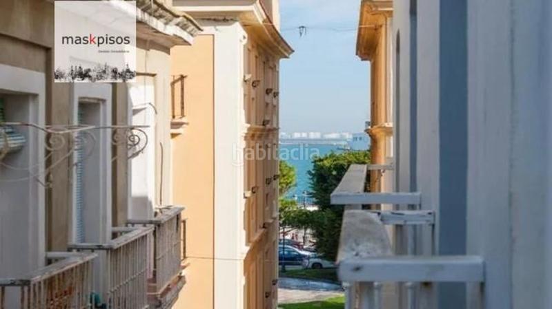 Foto 1ae2754d-bfd7-40ba-a4e7-c4f90c036fc0. Piso en Centro Histórico Cádiz