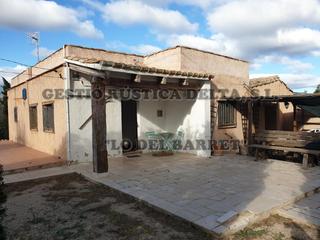 Masia  Cam de les codines. Rstica de regado de 2,08ha con chalet de 113m2 y balsa de rieg
