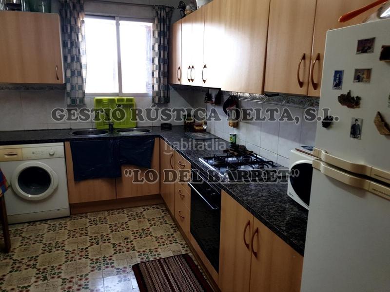 Foto 6fdbedeb-bc78-4c12-8112-c07a09553b84. Masía excelente masía de 385m2 construidos en diferentes estancias con 7.699m2 de terreno. en Camarles
