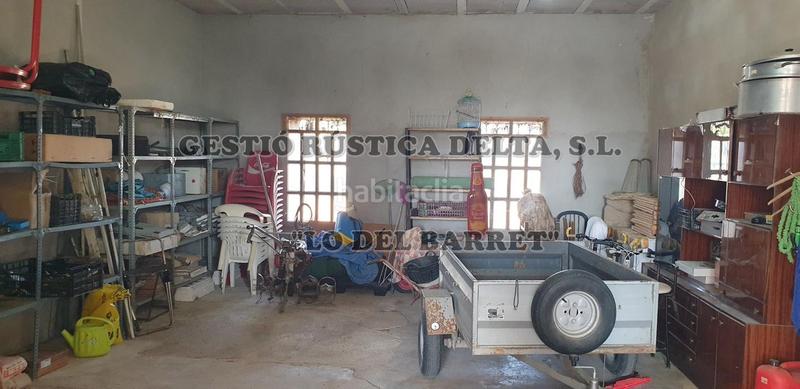 Foto e65304f7-05f2-4b53-940c-b098604cbbc1. Masía excelente masía de 385m2 construidos en diferentes estancias con 7.699m2 de terreno. en Camarles