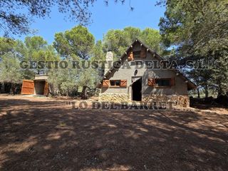 Bauernhof  Polígono 133. Rústica con olivos de 1,23ha con casa de campo y almacen de 56m2