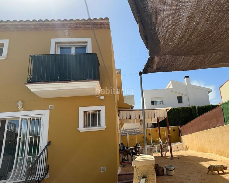 Foto cc3bbbfc-3e7f-492c-b96d-9ce8be6c36d0. Casa adossada amb calefacció aparcament a Montebello - Nou Espai Nucia (la)