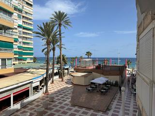 Appartement à Playa Levante. Este fantaacutestico apartamento con una ubicacioacuten uacuteni