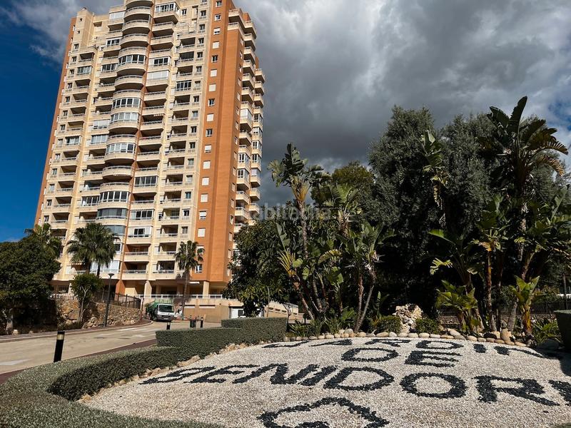 Foto 505c6252-2344-48c7-a6ee-ef1a5764fcbd. Lloguer apartament amb calefacció aparcament piscina a Benidorm