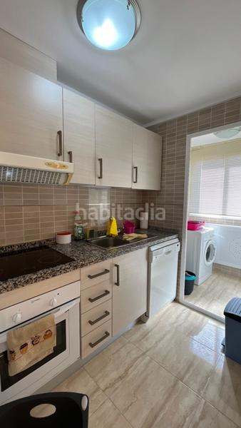 Foto bd99670a-30be-45b9-bc6c-ee25363f92c4. Lloguer apartament amb calefacció aparcament piscina a Benidorm